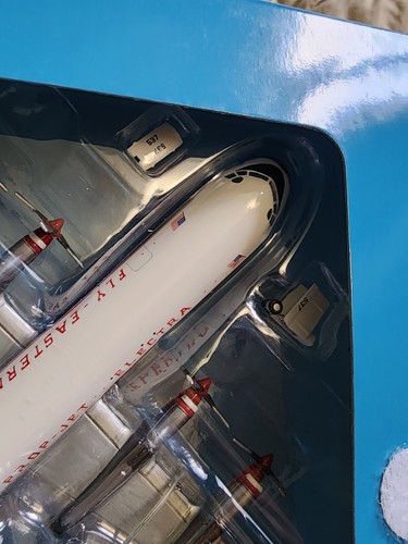 Lockheed L-188 Electra Diecast Model Eastern Air Lines N5537 Golden Falcon 1959 - Picture 12 of 12