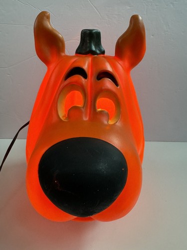 Scooby Doo Halloween Blow Mold Plastic Light Up Jack-O-Lantern Pumpkin 10.5" x 7 - Picture 2 of 9