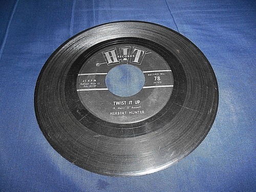 BETTY SCOTT - WHOLE WORLD IS FALLING DOWN / HERBERT HUNTER - TWIST IT UP 45 RPM. - Foto 5 di 6