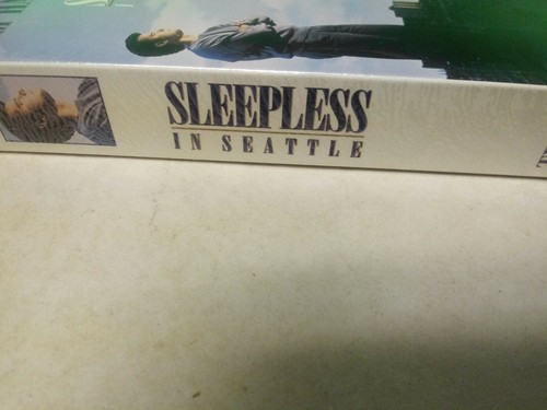 Vintage Sleepless In Seattle VHS Tape New Factory Sealed Tom Hanks Meg Ryan 1993 - Picture 4 of 4