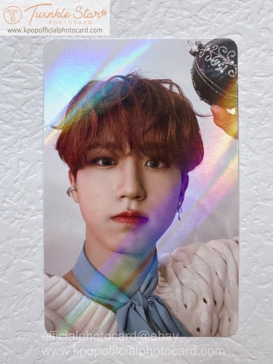 Stray Kids Official Photocard Christmas EveL Hyunjin Han Stray Kids Official Photocard Christmas EveL Hyunjin Han