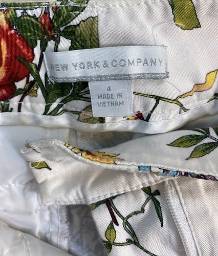 New York Company Colleen Atwood Women White Capri Pants Floral Print size 4 - Picture 2 of 9