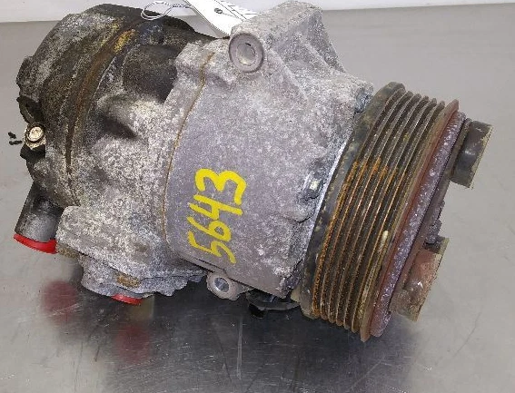 Compresor de aire acondicionado Suzuki Kizashi 2010-2013  Foto 2 de 2