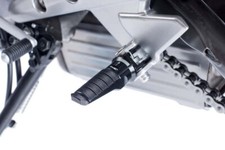 PUIG 2001-2016 GSX-R600 FITS SUZUKI FOOTPEGS RACING BLACK 6301N