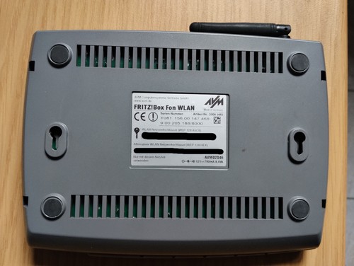 Seltenes Sammlerstück: Erste Fritzbox Fon WLAN (Modell AVM02046) - Bild 4 von 5