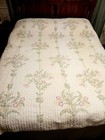 New ListingFloral Quilt Queen / Full Bedspread