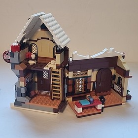 LEGO Creator Expert: Santa's Workshop 10245 Christmas Winter Village incomplete