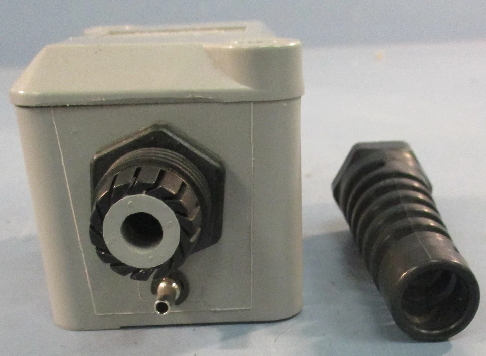 Interruptor de presión de aire Bircher 96-6000-79 NEMA 1 gabinete 3-3/4" de longitud Foto 4 de 4