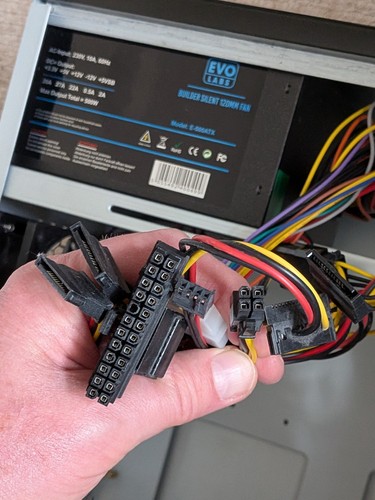 ANTEC ATX PC case & 500w PSU - Picture 8 of 15