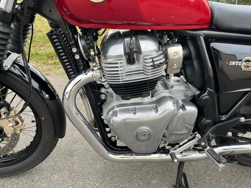 ROYAL ENFIELD INTERCEPTOR 650, 2022(72), 1 OWNER, 1,786 MILES, EXTRAS, £4195 - Picture 8 of 19