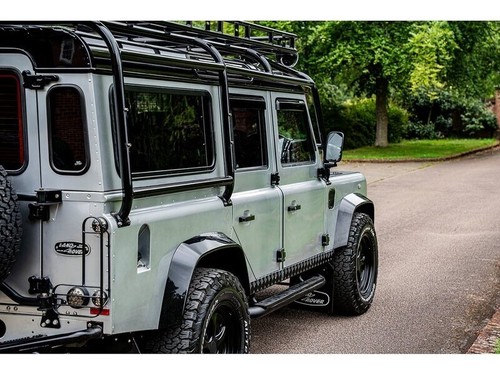 Land Rover Defender 110 TDCi County SUV Diesel Manual - Picture 15 of 24