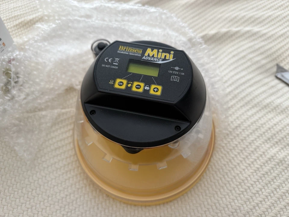 Цифровой инкубатор для яиц Brinsea Mini Advance — автоматический поворот, цифровая температура вольт ЕС/США - Изображение 4 из 4