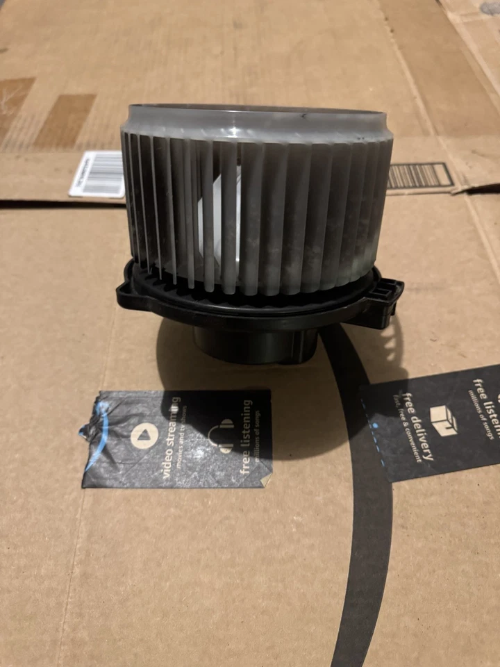 Conjunto de carcasa del motor soplador de aire Lexus LS400 XF20 1995-2000 OEM 87130-50030 Foto 2 de 3