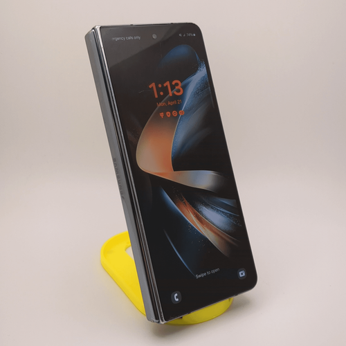 Cracked Samsung Galaxy Z Fold4 F936U 512GB | Gray | UNLOCKED