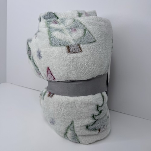 NWT Mainstays "Velvet Plush Throw" Polyester Fleece Blanket - New - 50" x 60" - Picture 4 of 8