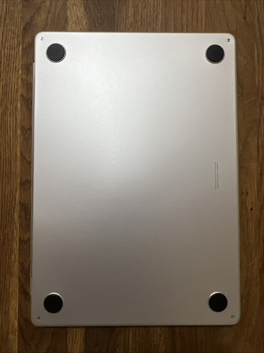 AS NEW - MacBook Air 13” M2 16GB 256GB - 100% Battery Health - 9 Cycles - Picture 5 of 6