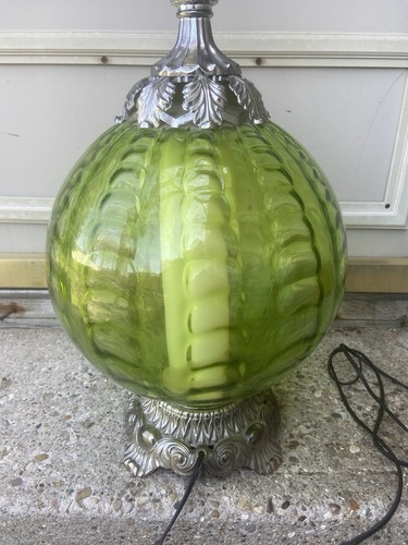STUNNING MID-CENTURY GREEN GLASS LARGE TABLE LAMP LIGHT UP BASE EF & EF IND. - Picture 14 of 18