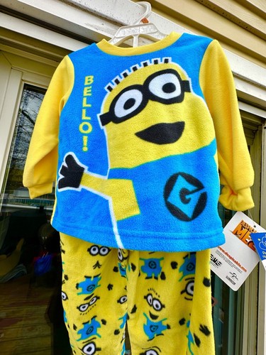 2014 ❤️ 2T Minions Flannel pjs HEAVY FLANNEL WARM pajamas TWINS Despicable Me 3 - Picture 2 of 8