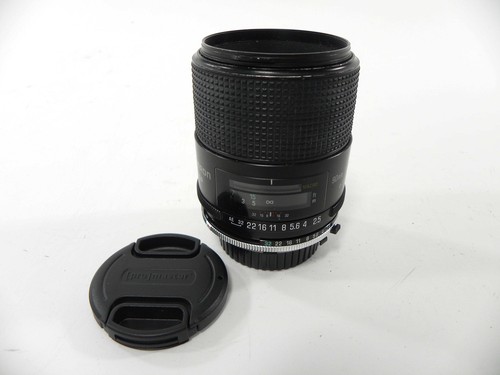 Tamron SP 90mm f2.5 lens w/Adaptall Minolta MD Mount - Picture 6 of 6