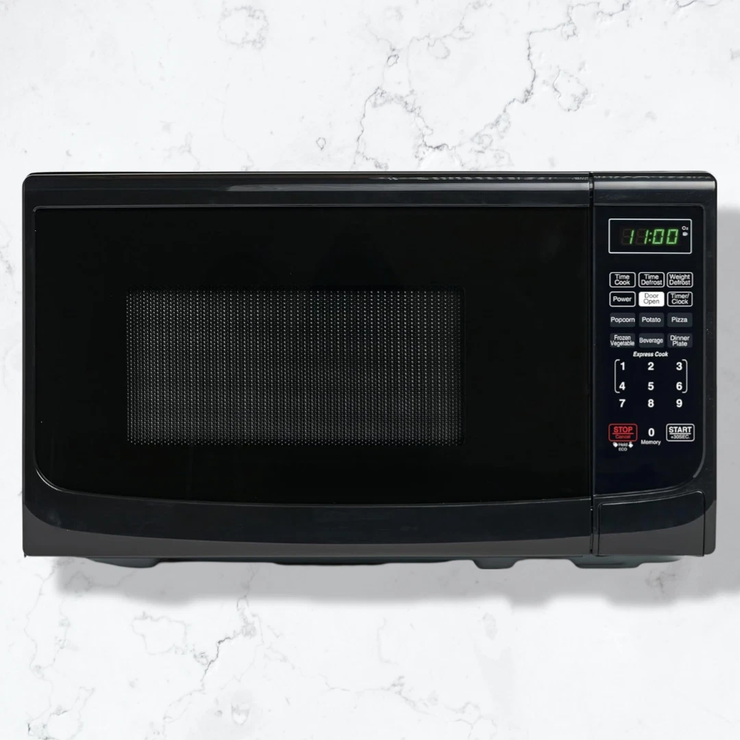 Countertop Microwave 700W 0.7 Cu Ft with LED Lighting Child Lock Retro Black
Opens in a new window o
