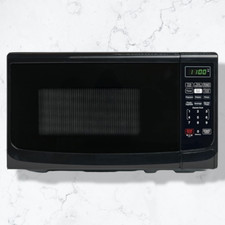 Countertop Microwave 700W 0.7 Cu Ft with LED Lighting Child Lock Retro Black