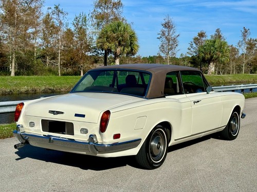 1973 Rolls-Royce Corniche - Picture 21 of 40