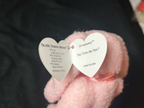 Ty Beanie Baby Attic Treasures Collection "Strawbunny" Pink Bunny 1993 - Picture 7 of 7