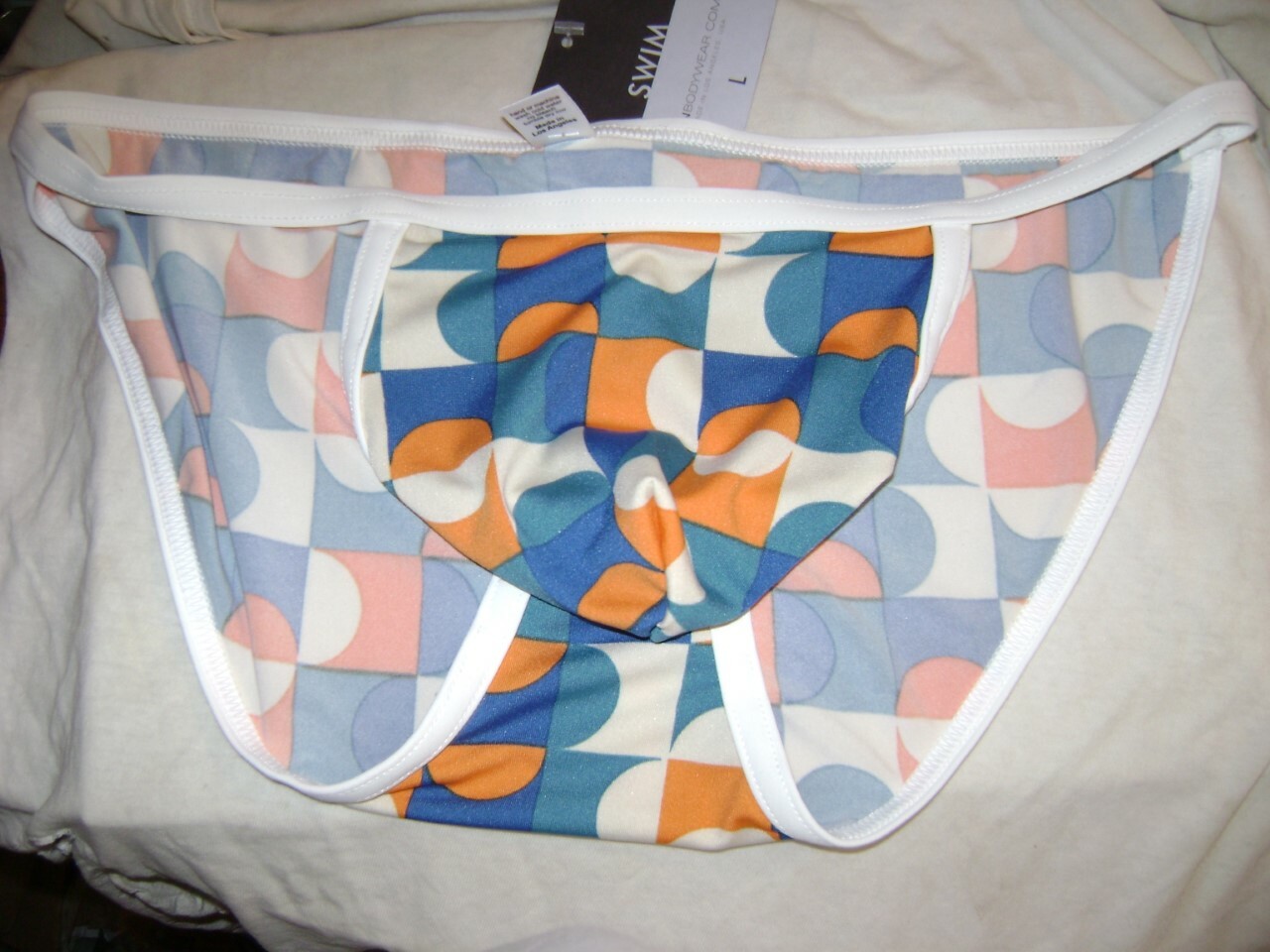Picture 4 of 5