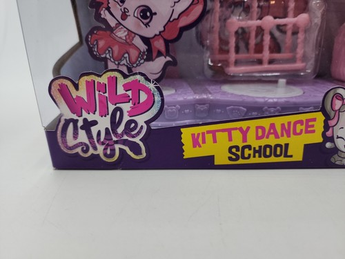 Shopkins Wild Style KITTY DANCE SCHOOL Ballet Studio Playset 2 Shopkins inside - Picture 7 of 24
