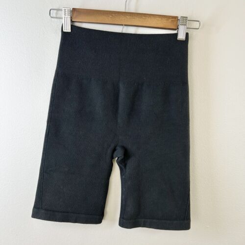 Everlane Shorts Womens XS/S Black Seamless Ribbed Bike Casual Athleisure Active