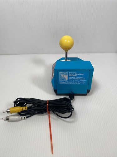 Ms. Pac-Man 5 in 1 Plug and Play Video Game Namco by Jakks (2004) - Picture 3 of 7