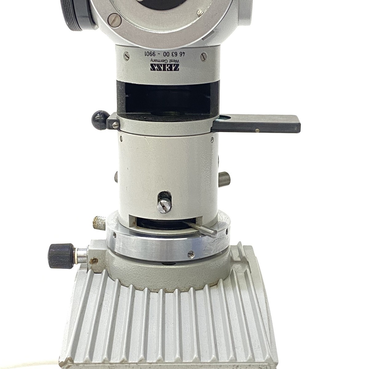 Carl Zeiss 468032-9902, 467259-9901, 466300-9901 Microscope