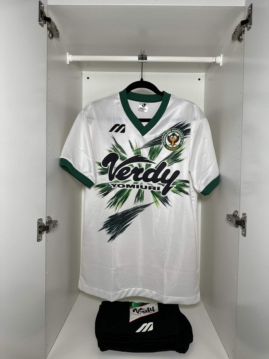 Tokyo Verdy - Mizuno - 1993/1995 - TRAINING Kit + Shorts | eBay