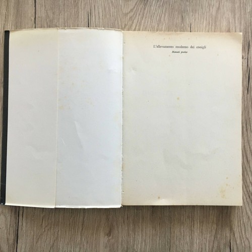M. Vaccaro, L'allevamento dei conigli. Manuale pratico, De Vecchi, 1968 - Foto 5 di 8