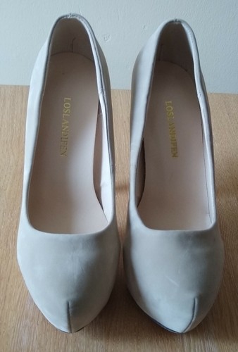 LADIES, Beige Velour Chunky Shoes, 14 cm Heel, UK 3 / EUR 36 **NEW - DEFECT** - Picture 2 of 12
