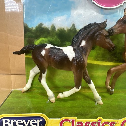 New Breyer Classics Chestnut Pinto and Bay COLORFUL Foals Horse 942 - Picture 3 of 8