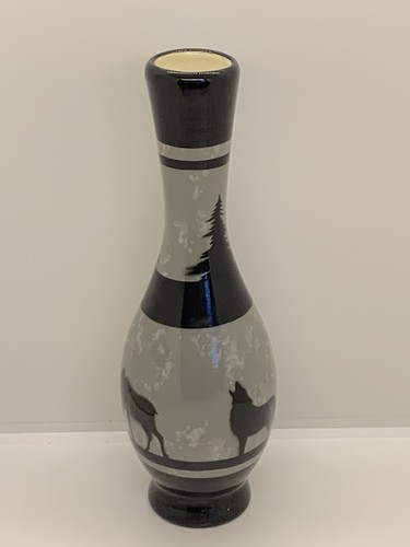 Black and Gray Vase with Howling Wolf, Bear & Moose/Elk, Trees Winter Perfect! - Picture 1 of 7
