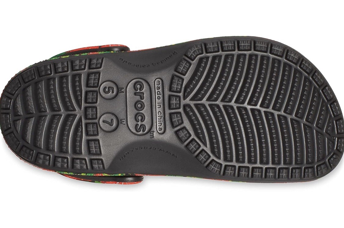 Mens 13 CROCS Hyper Real Strawberry NEW CROCS ~ STRAWBERRY ~ HYPER-REAL CLOGS ~ M 13 ~ W 15 ~ New in  main image 2