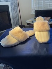 Victoria  s Secret Pink  White Bedroom Shoes Slippers Size Large NEW. P 5