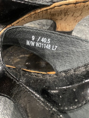 Born Sz9 Sandals Thong Flip Flops Black Leather W31148 Cork Kitten 2 3/4" Heel - Picture 3 of 4