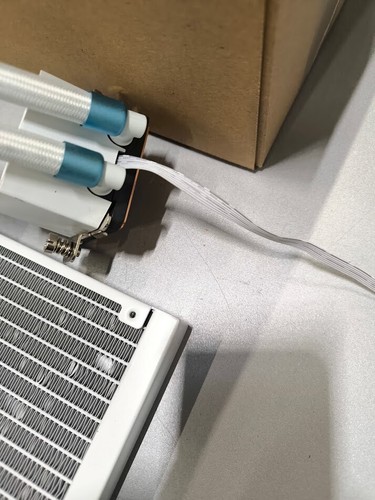 Thermalright CPU Liquid Cooler - Used, No Fan, Cosmetic Wear - Afbeelding 4 van 17