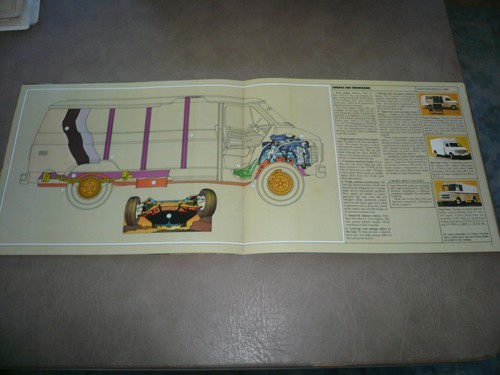 1982 Chevy Vans/SportVans Sales Brochure - Vintage - Picture 6 of 8