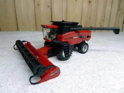 ERTL 2003 Case IH AFX Revolution AFX8010 1/32 Combine Dealer Collector's Edition - Picture 17 of 18