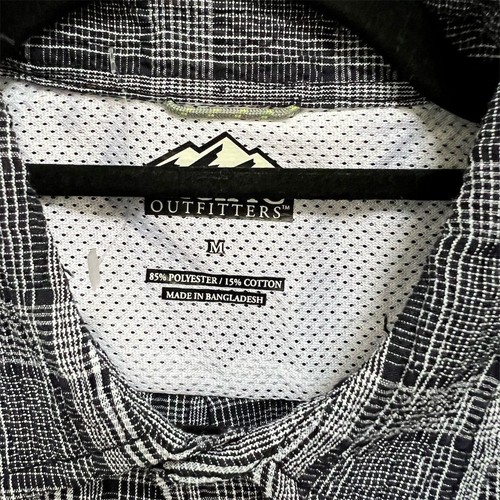 NWT Pacific Outfitters M Gray Plaid Button-Down Short Sleeve Shirt - Picture 4 of 5
