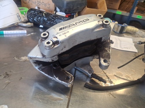 02-06 Mercedes W203 C32 C55 CLK55 AMG Brembo Front Left/Right Brake Calipers OEM - Picture 3 of 11