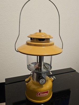 COLEMAN 228F GOLD BOND LANTERN COLEMAN 228F GOLD BOND LANTERN