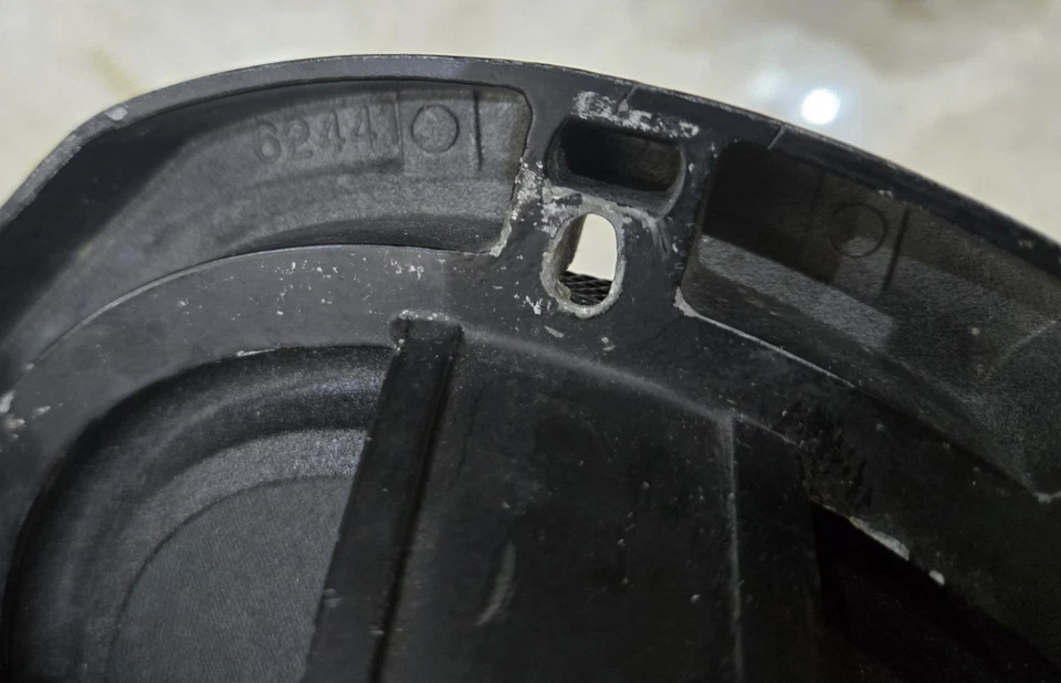 JBL T545 ORIGINAL - New Foam - Image 4 of 4