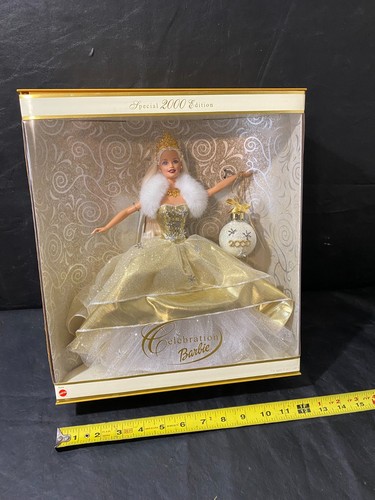 Celebration Barbie 2000 Mattel 28269 - Picture 1 of 11