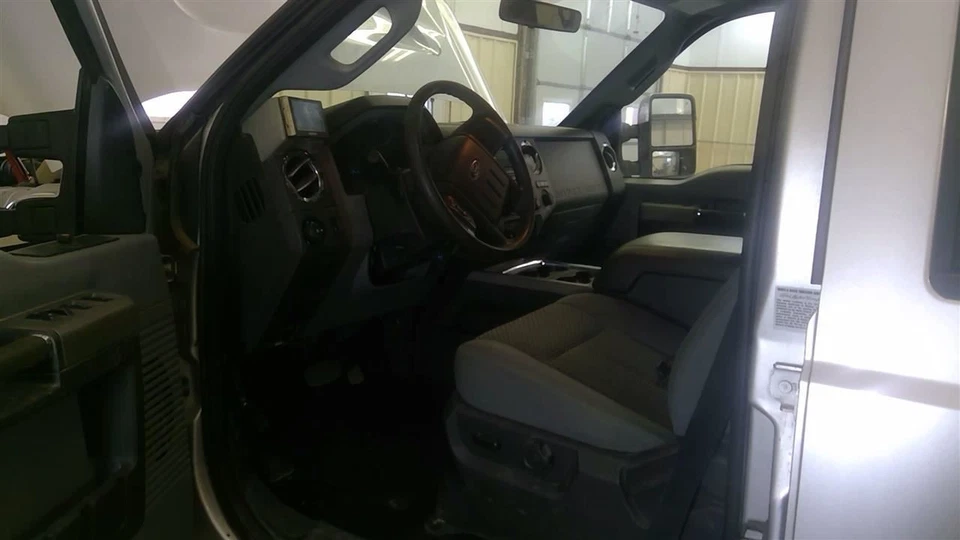 Ford F-350SD 2012 6.7L Intercooler 8485 Foto 2 de 4