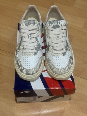 Autry Medalist Low Women Sneakers Size 36 Snake Print Diamond White Leather